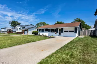 4613 Meadow Lane, Lorain, OH 44055 - Photo 4