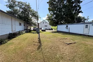 245 & 249 Henderson St, Barnesville, OH 43713 - Photo 4