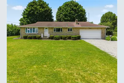4775 Erie Avenue SW, Navarre, OH 44662 - Photo 1