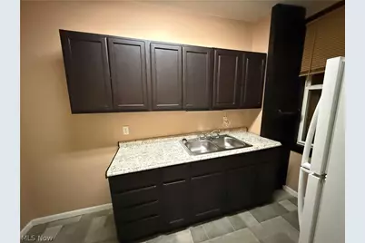 1076 Ackley Street #1, Akron, OH 44306 - Photo 8