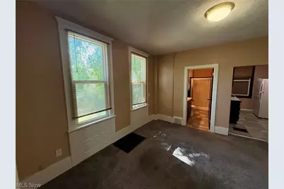 1076 Ackley Street #1, Akron, OH 44306 - Photo 4