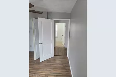 140 7th Street NW, Barberton, OH 44203 - Photo 14