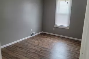 140 7th St NW, Barberton, OH 44203 - Photo 12