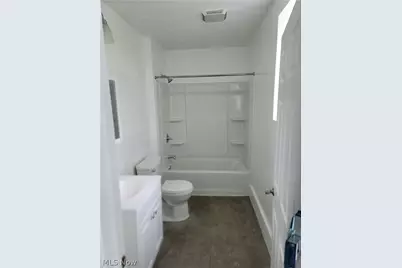 71-73 NW 6th Street, Barberton, OH 44203 - Photo 4