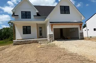 1099 Wadsworth Rd, Medina, OH 44256 - Photo 2