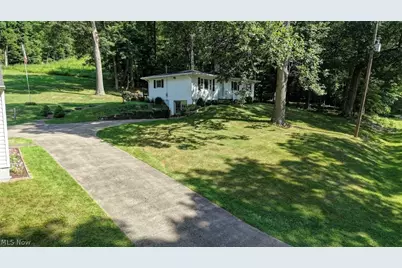 6526 Winfield-Strasburg Road NW, Strasburg, OH 44680 - Photo 4