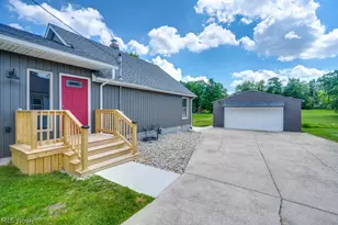 1182 Eastwood Ave, Tallmadge, OH 44278 - Photo 2