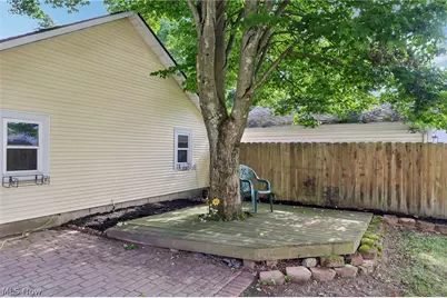 26 E Ashtabula Street, Jefferson, OH 44047 - Photo 36
