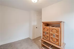 817 Halter Ct NW, Canton, OH 44708 - Photo 14