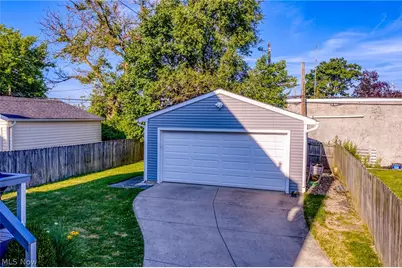 1373 Lakeland Avenue, Oakwood, OH 44107 - Photo 4