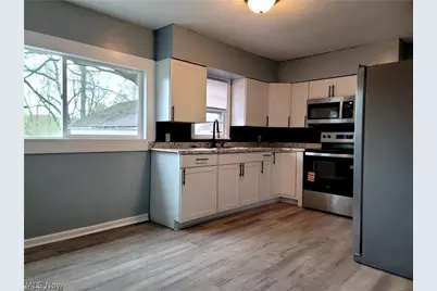 1039 Anna Avenue, Kent, OH 44240 - Photo 2
