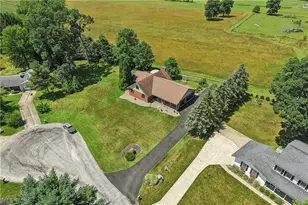 17654 Lois Way, Doylestown, OH 44230 - Photo 20