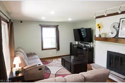 3135 Buttercup Avenue, Coventry, OH 44319 - Photo 12
