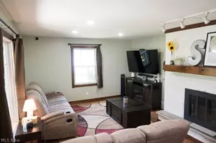 3135 Buttercup Ave, Coventry, OH 44319 - Photo 12