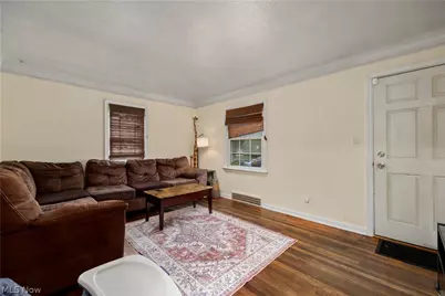 18318 Homeway Road, Loveland, OH 44135 - Photo 16
