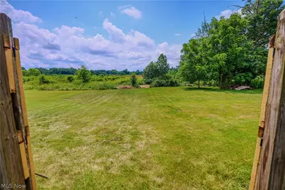 5244 Oakridge Drive, Louisville, OH 44641 - Photo 16