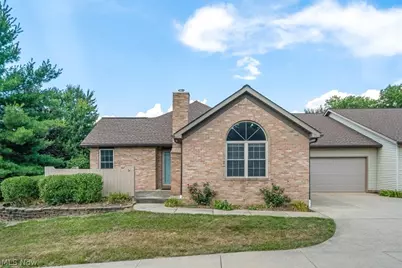 344 Greenbriar Drive, Ravenna, OH 44266 - Photo 1