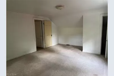 1530 Collier Road, Akron, OH 44320 - Photo 22