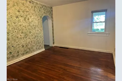 1530 Collier Road, Akron, OH 44320 - Photo 6