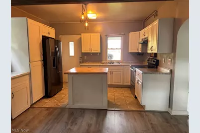 1530 Collier Road, Akron, OH 44320 - Photo 14