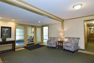 19201 Van Aken Blvd, Huber Heights, OH 44122 - Photo 4