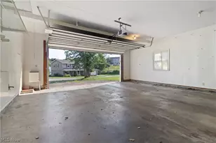 253 Harbel Dr, St Clairsville, OH 43950 - Photo 46