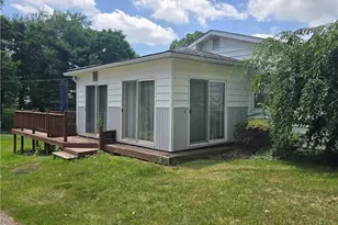 1921 Adams St, Coshocton, OH 43812 - Photo 2