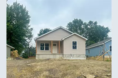 175 Hayward Avenue, Conneaut, OH 44030 - Photo 2