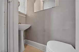 703 Main St, Conneaut, OH 44030 - Photo 12