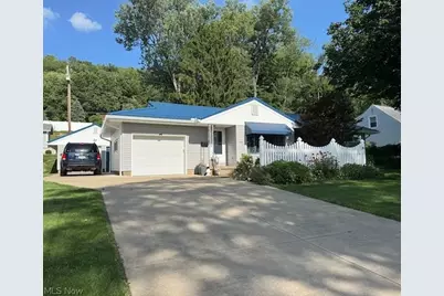 902 Highland Boulevard, Coshocton, OH 43812 - Photo 6
