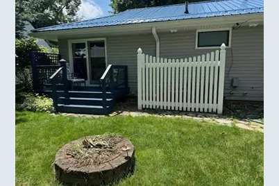 902 Highland Boulevard, Coshocton, OH 43812 - Photo 2