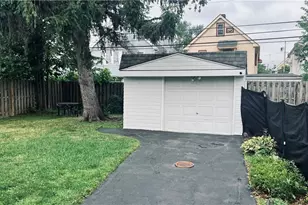 3742 Menlo Rd, Huber Heights, OH 44120 - Photo 22