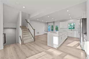 1377 Chateau Pl, Avon, OH 44011 - Photo 4