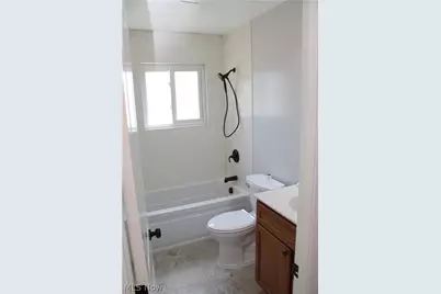 6426 Ambrose Drive, Mentor, OH 44060 - Photo 10