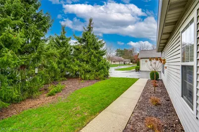 4201 Tannybrooke Lane NW #4C, Canton, OH 44718 - Photo 6