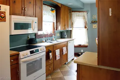 602 S Mill Street, Louisville, OH 44641 - Photo 10