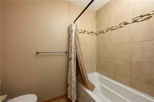 3176 Carie Hill Cir NW, Massillon, OH 44646 - Photo 22