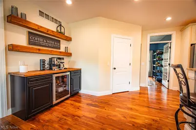 3318 Hampton Hall, Poland, OH 44514 - Photo 4