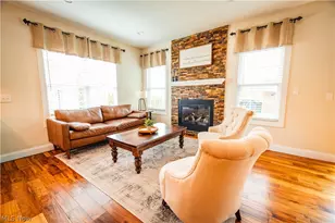 3318 Hampton Hall, Poland, OH 44514 - Photo 8