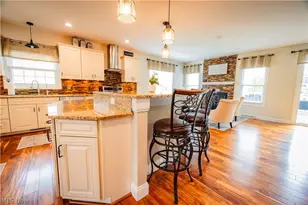 3318 Hampton Hall, Poland, OH 44514 - Photo 6