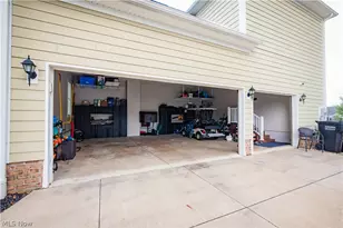 3318 Hampton Hall, Poland, OH 44514 - Photo 44
