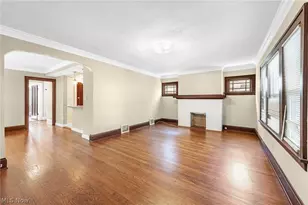 1583 Victoria Ave, Oakwood, OH 44107 - Photo 2