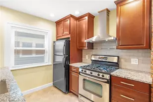 1583 Victoria Ave, Oakwood, OH 44107 - Photo 8