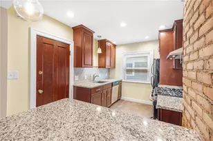 1583 Victoria Ave, Oakwood, OH 44107 - Photo 8
