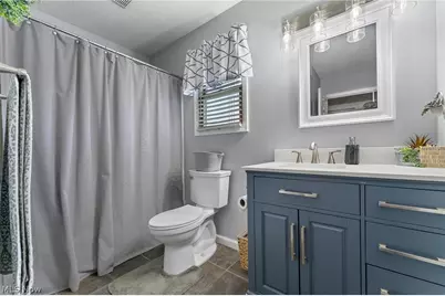 224 Misty Woods Court, Struthers, OH 44471 - Photo 14