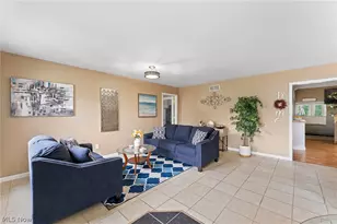 224 Misty Woods Ct, Struthers, OH 44471 - Photo 4