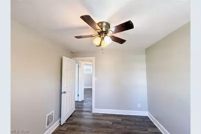 4415 Oak Park Avenue, Loveland, OH 44109 - Photo 12