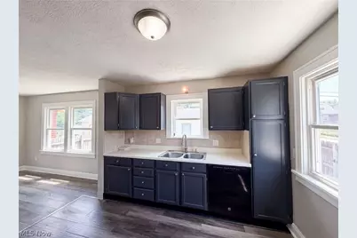 4415 Oak Park Avenue, Loveland, OH 44109 - Photo 6