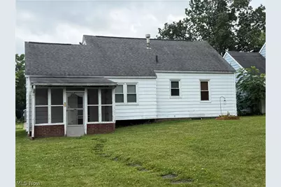 1021 W College Road, Alliance, OH 44601 - Photo 4