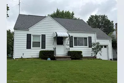 1021 W College Road, Alliance, OH 44601 - Photo 2